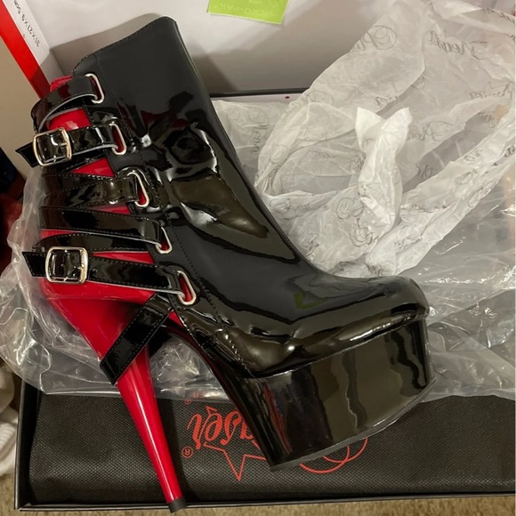 COPY - Pleaser platform heels - Picture 3 of 3